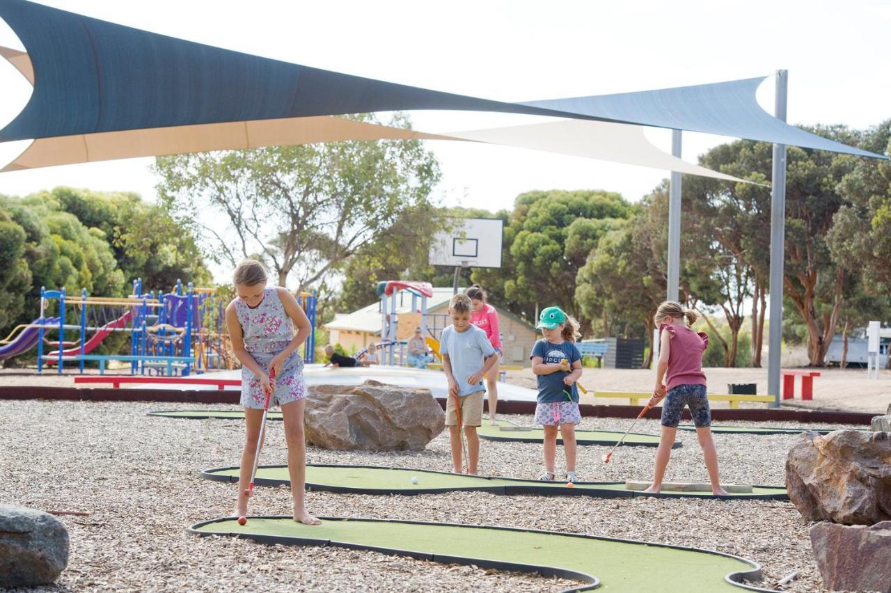 Big4 Port Hughes Holiday Park Buitenkant foto